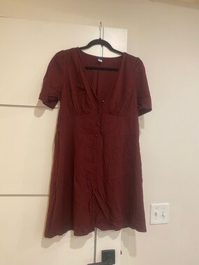 Women's Burgundy Button-Front Short Sleeve Dress